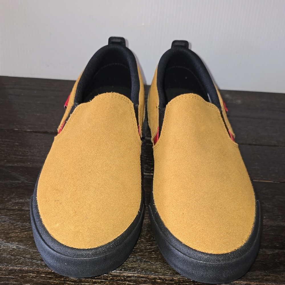 New Balance Men's Tan Slip-On Shoes Size 7.5 Dead Stock - Picture 4 of 13
